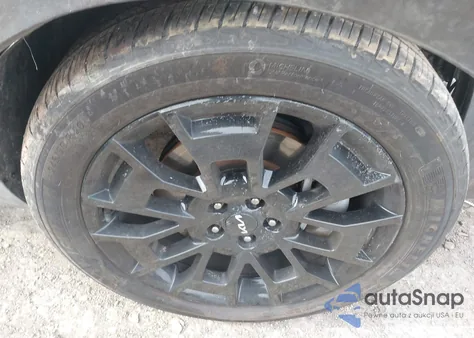 2022 Kia Telluride Ex z USA, uszkodzony, nr VIN 5XYP3DHC1NG303396